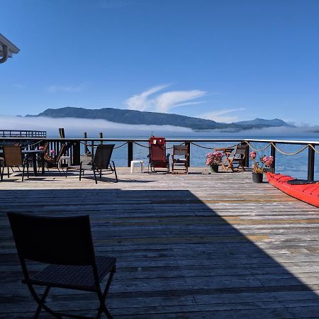 Nimpkish Hotel Alert Bay Buitenkant foto