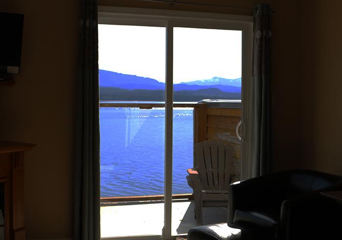 Nimpkish Hotel Alert Bay Kamer foto